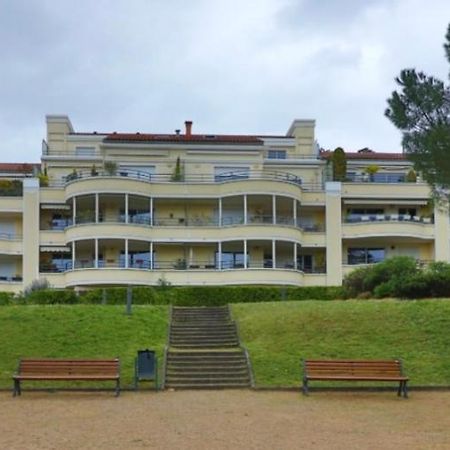 Appartement Entierement Equipe シャルボニエール・レ・バン エクステリア 写真